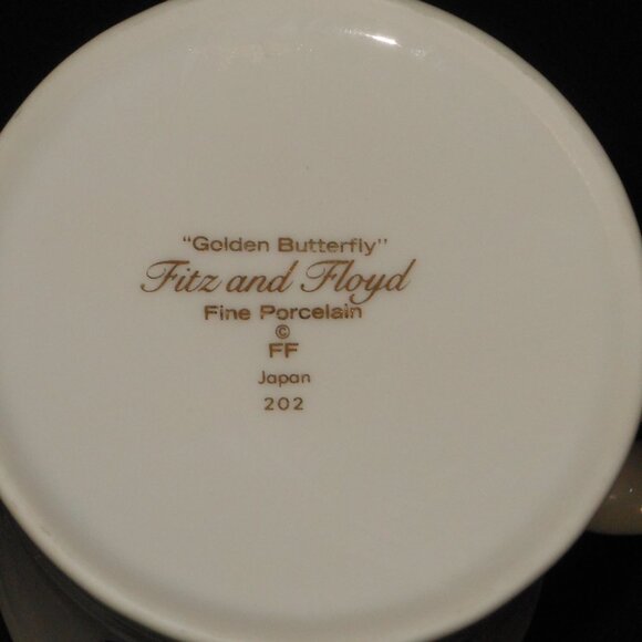 Beautiful coffee mugs. Fitz and Floyd Japan Golden Butterfly - Picture 5 of 5